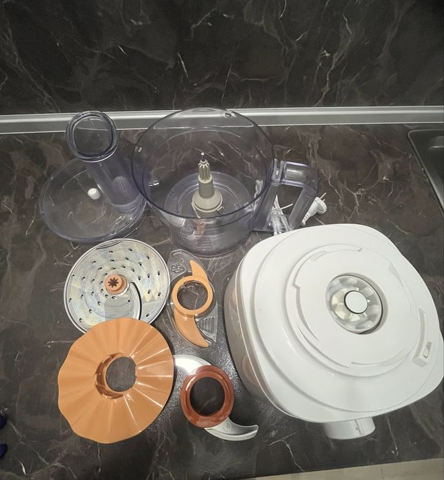 Кухненски робот philips HR7320/00
