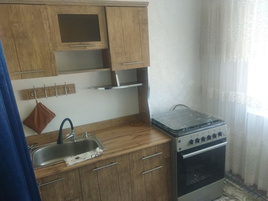 Vatniyda 1 xonali kvartira sotiladi yoki ijaraga betiladi beriladi.