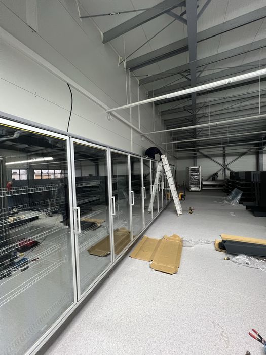 Raft frigorific vertical