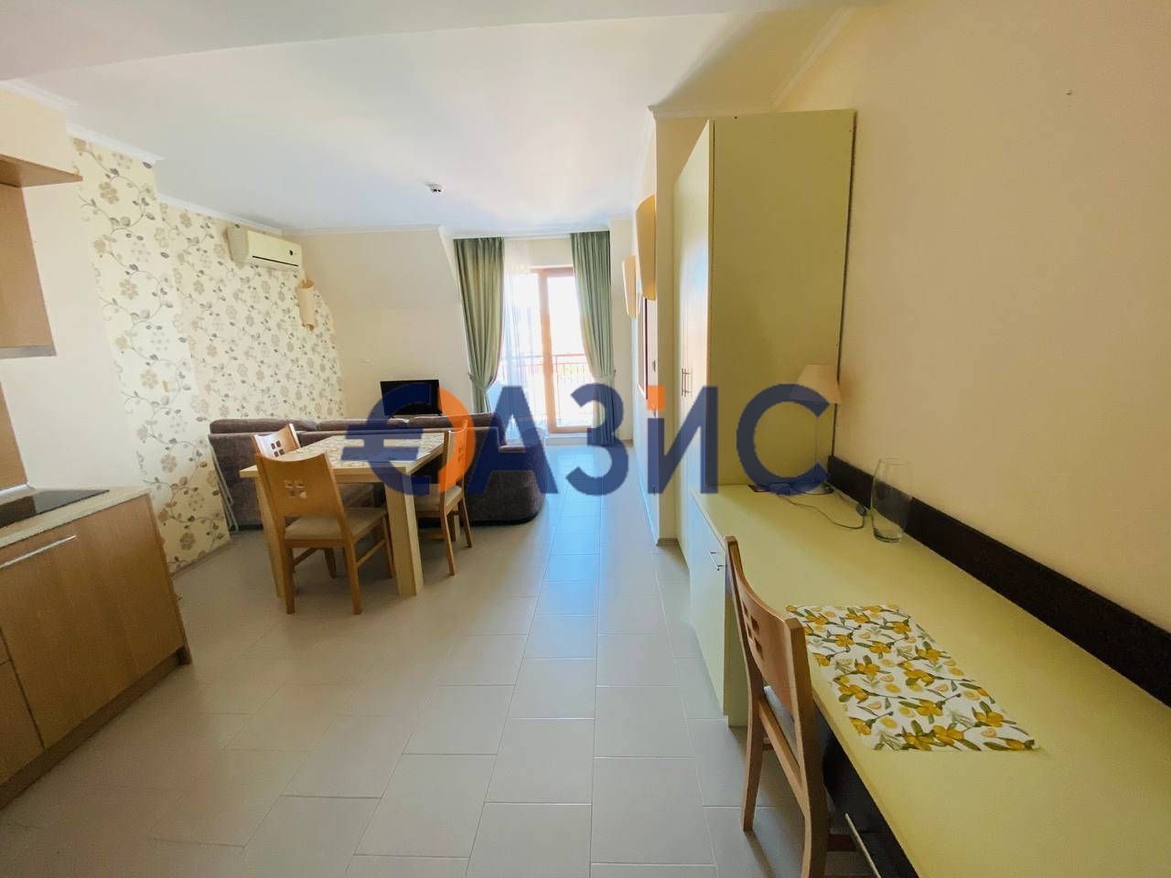 Продава се Двустаен апартамент в Свети Влас - 76 кв.м за 1119 €/кв.м - Снимка #13