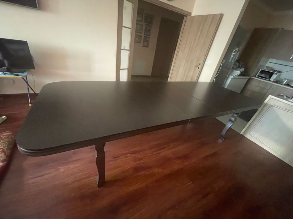 Качественный стол со стульями