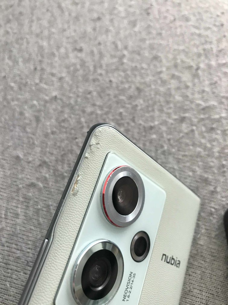 Nubia Z50 256GB проблем с камерата