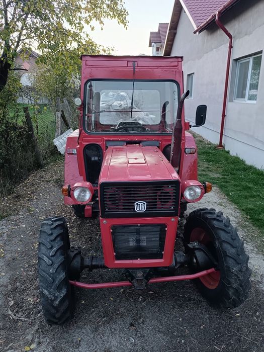 Tractor Universal 445 DT