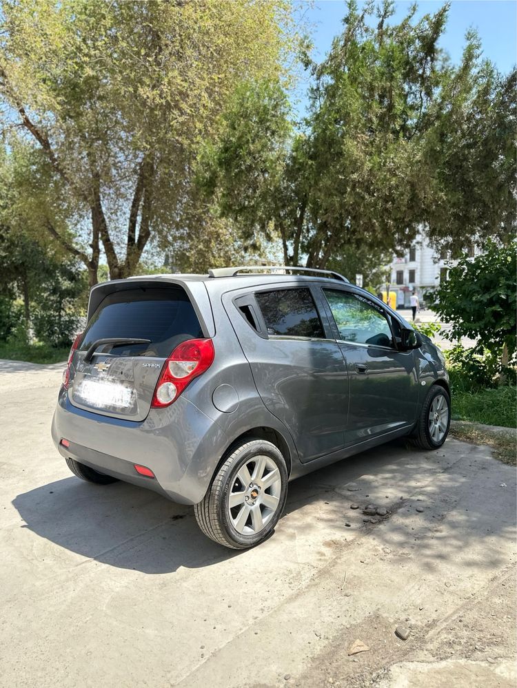 Spark pozitsiya ideal holatda