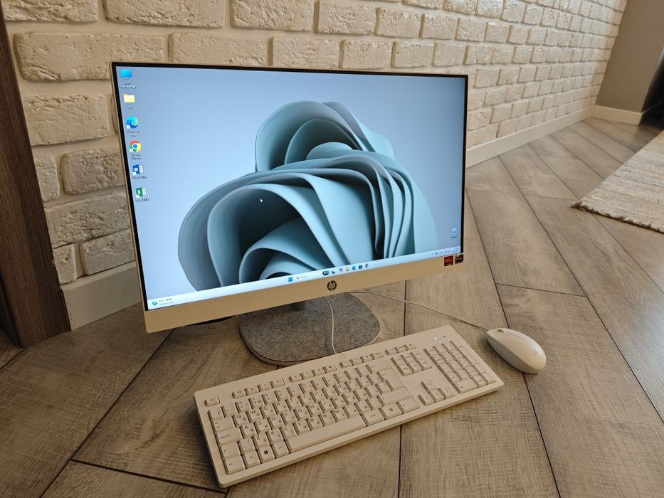 Мощный моноблок (компьютер) HP 24"