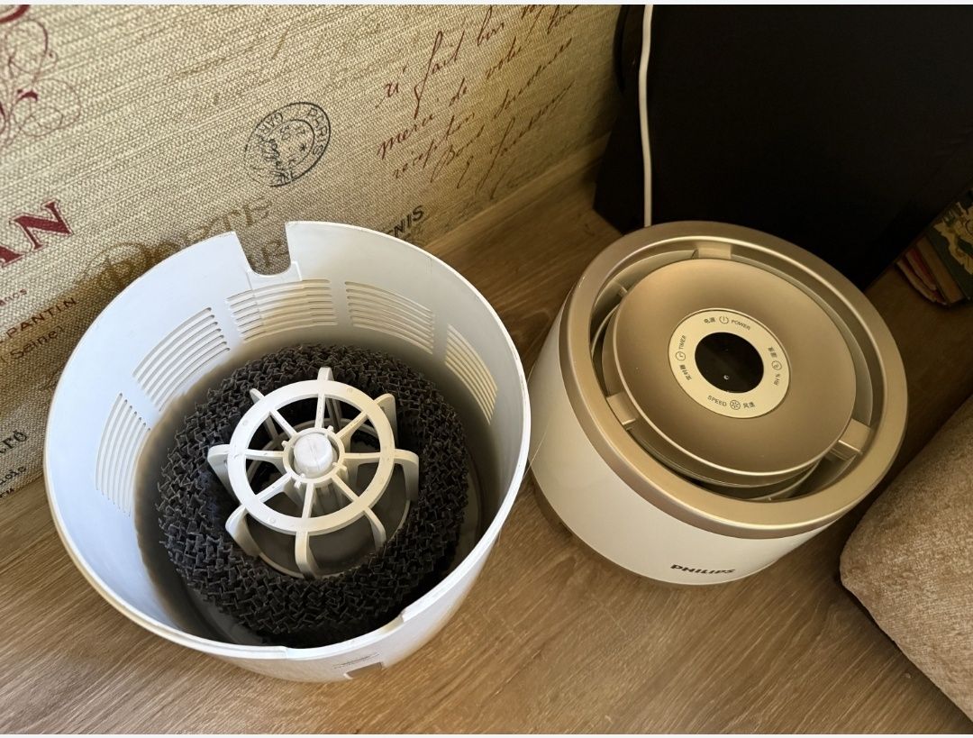 Philips HU4816 ҳаво намлагич сотилади , продается!