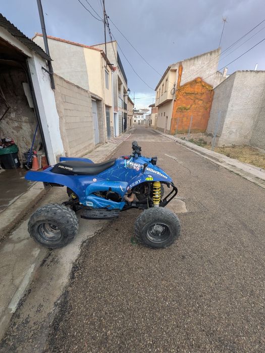 Vând Polaris Trailer Blazere de 250