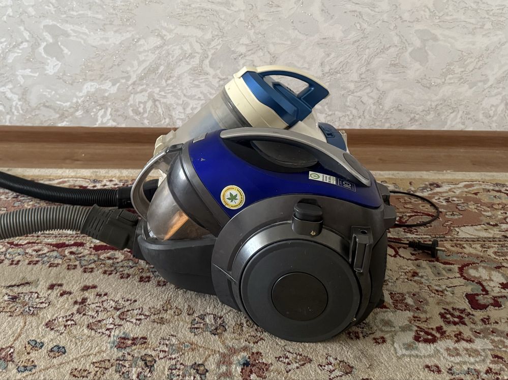 Пыласос 2 штука срочно продаётся