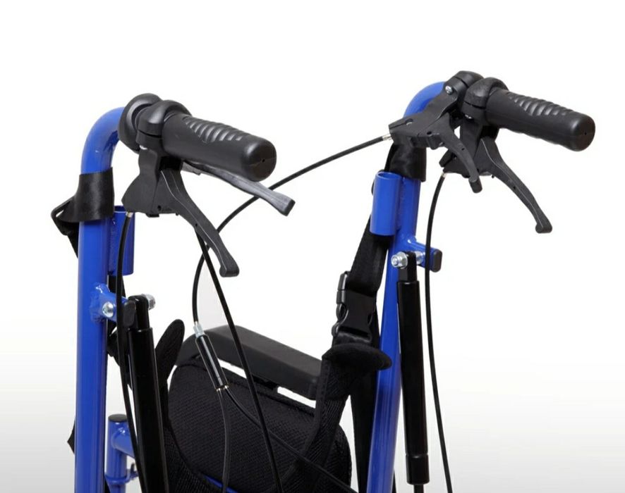 Продается подростковая инвалидная  коляска  в упаковке.