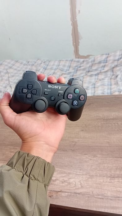 Gamepad PS3 holati ideal