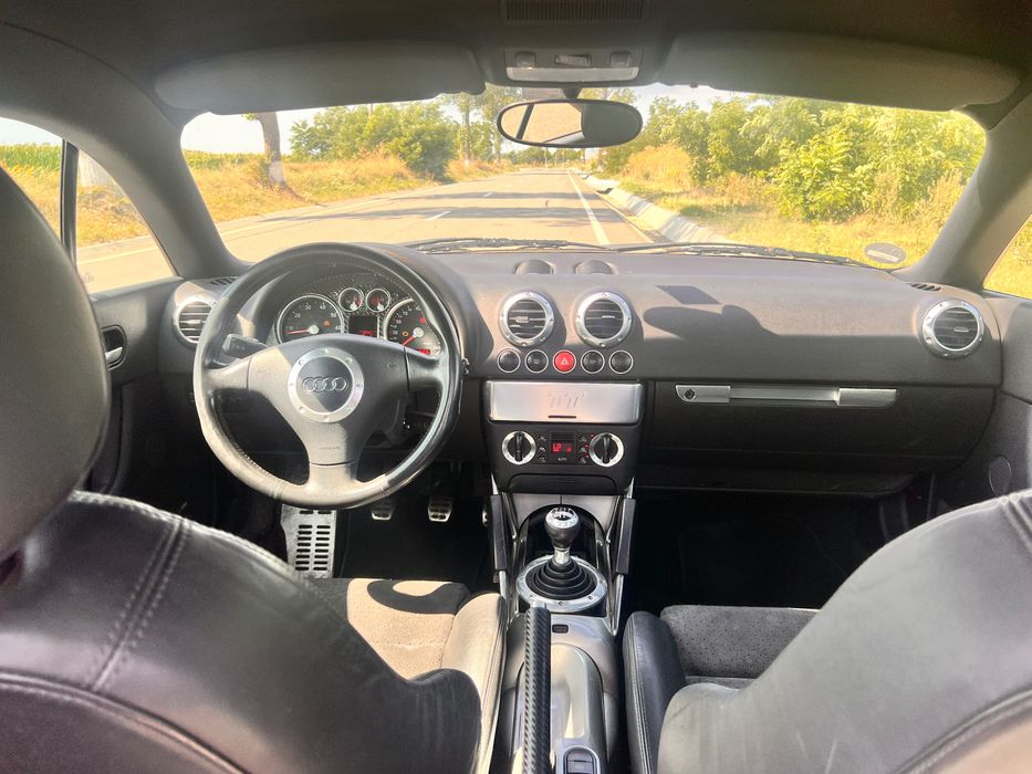 Vand Urgent AUDI TT . 1.8 Turbo  5V Benzina 180 cp . RAR EFECTUAT !