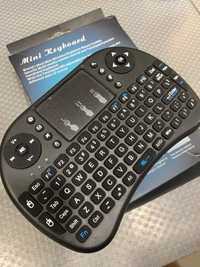 Удобна и стилна клавиатура за вашия таблет, телевизиор, конзола .