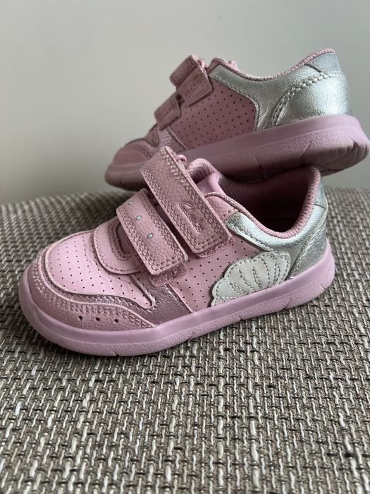 Обувки Clarks