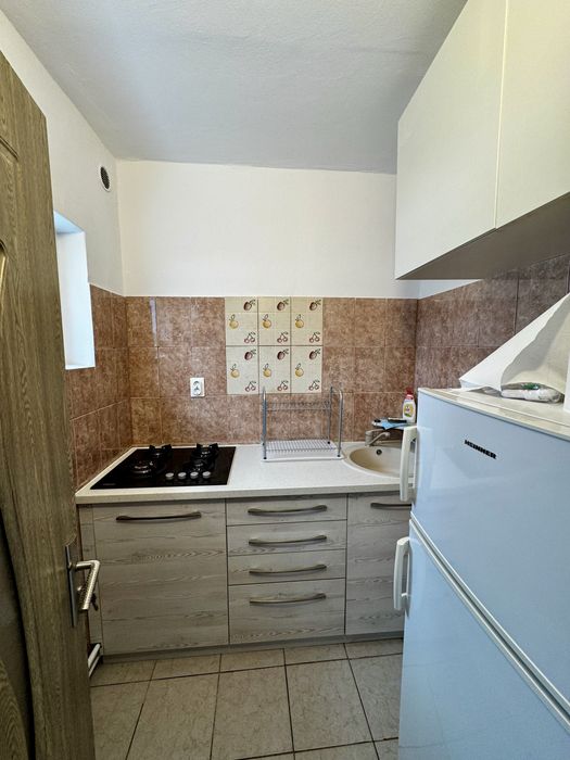 Garsoniera regim hotelier | Dambu Rotund| cameră| bucătărie| baie