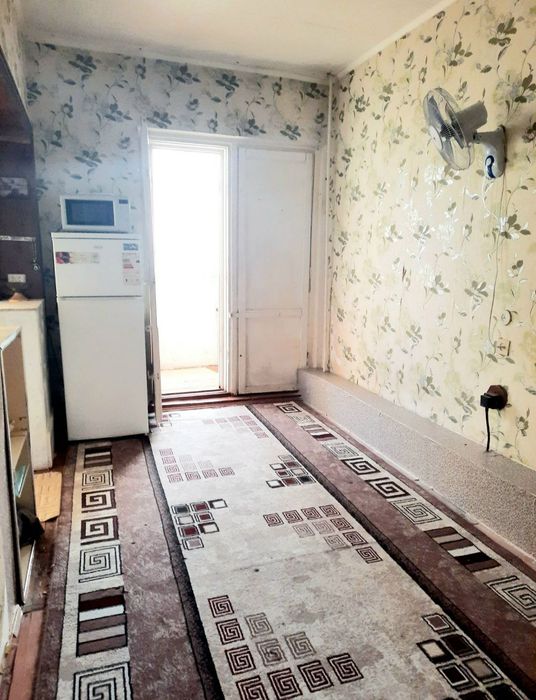 Квартира продаётся Чиланзар 15 квартал 1/2/16 50м2 меб тех хокимият