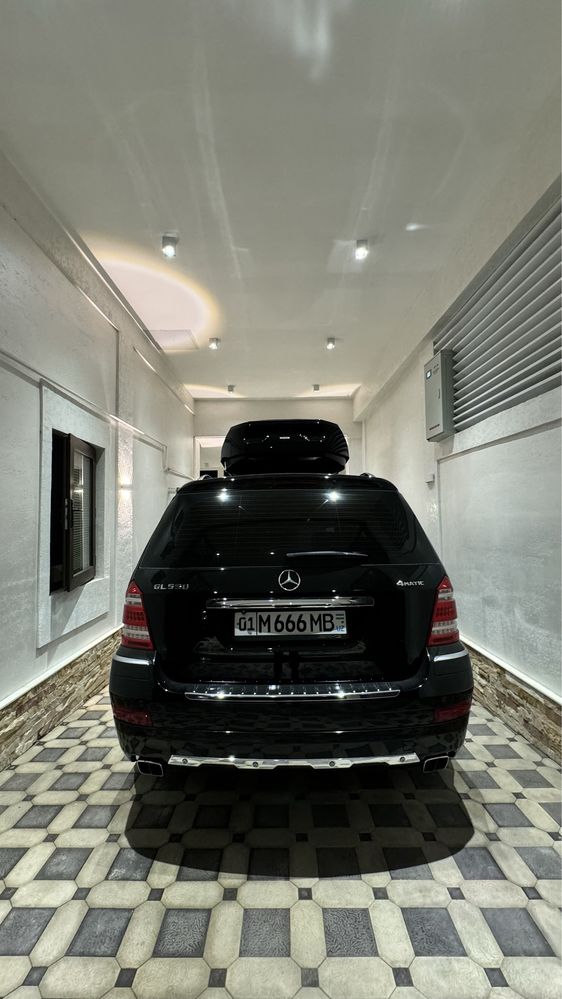 Mercedes Benz GL 550  x164 American