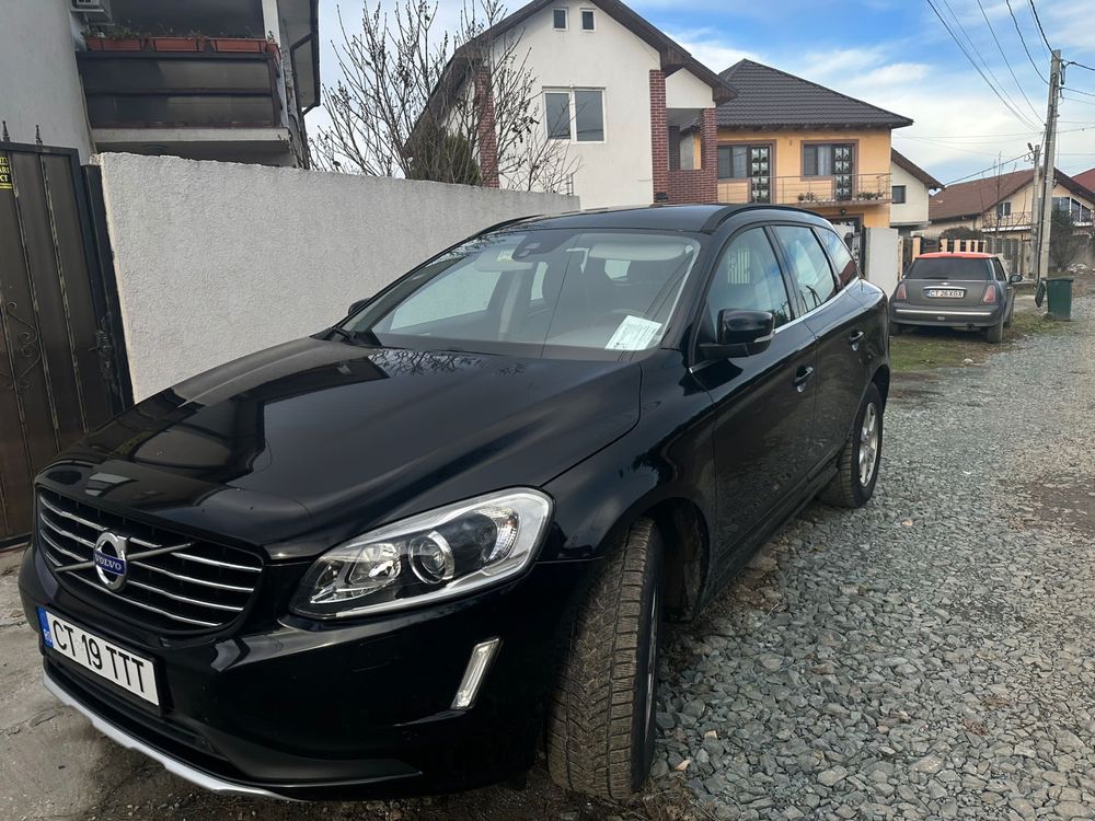 Volvo XC60 D5 AWD 2.4D 215cp 4x4