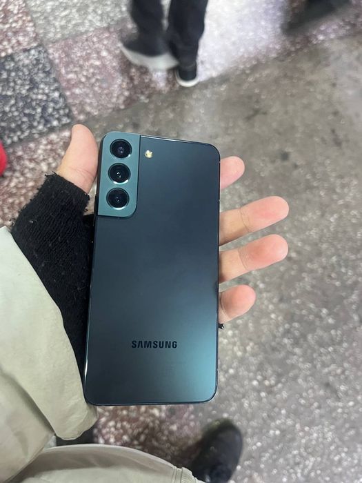Samsung S22 срочно