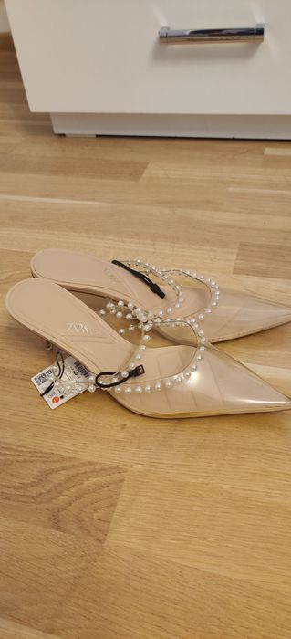 Pantofi Zara, mărimea 38, noi