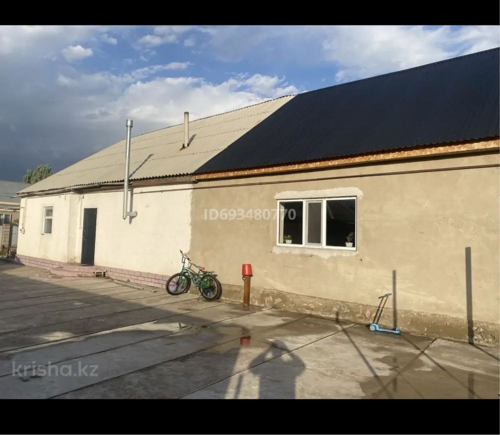 Продам дом из 6 комнат