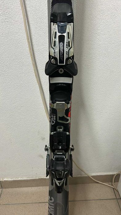 Schiuri Atomic 156 carbon + legaturi Atomic