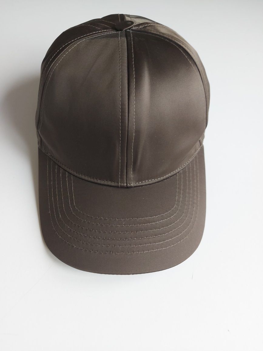 Hugo Boss, Acne studio,шапки с козирка,unisex 58-62 см
