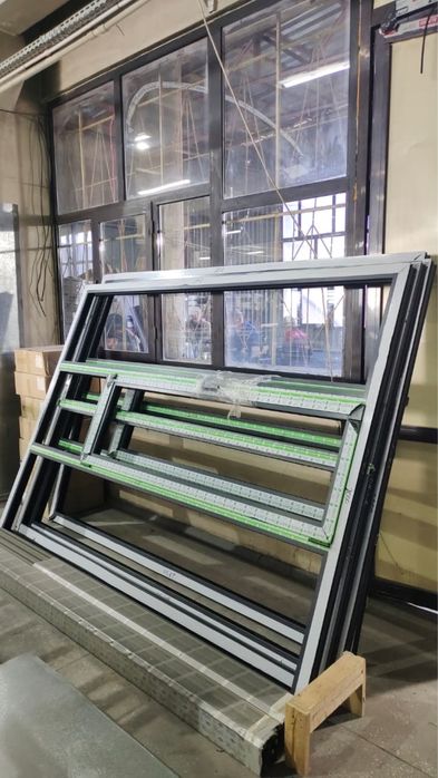 Окна алюминиевые новые