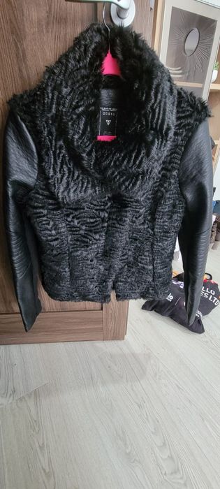 Greaca Dama Piele și Blanita Guess Marimea L-M