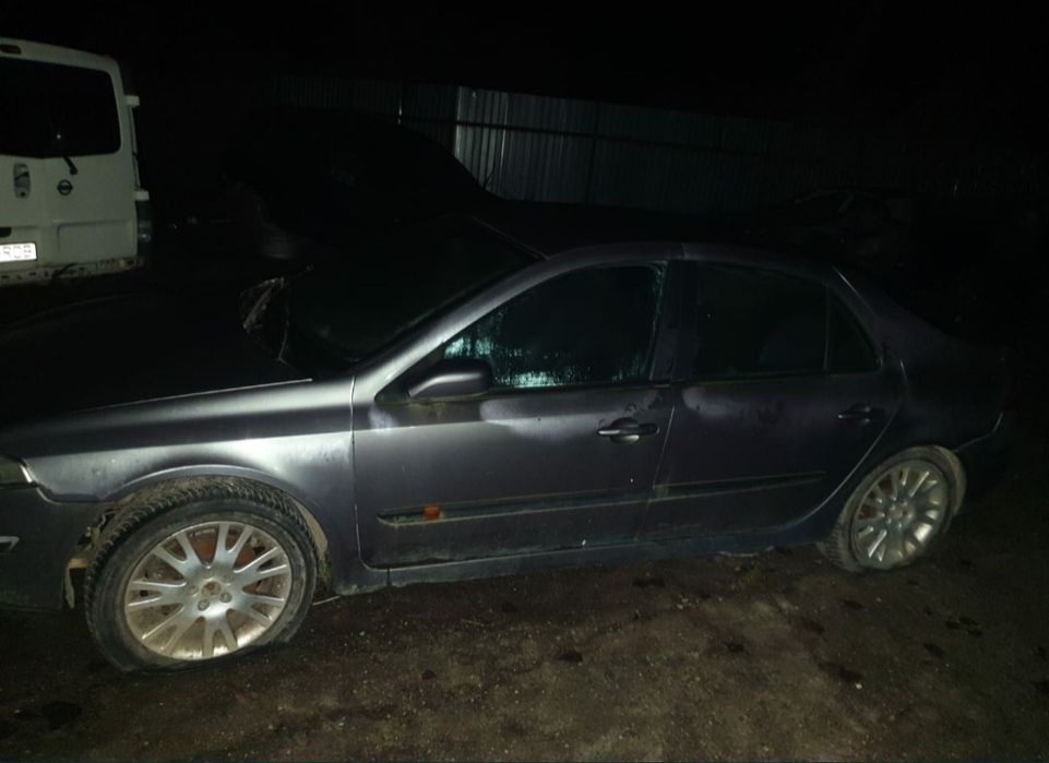 Dezmembrez Renault Laguna 1.9 Diesel, 1.6 Benzina