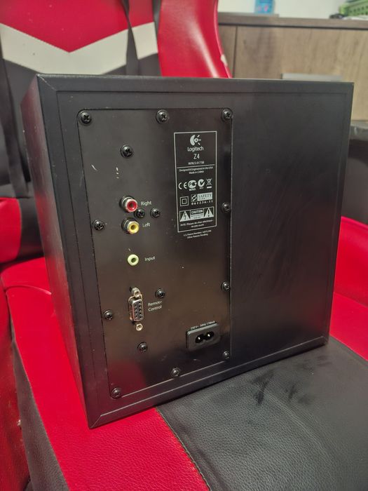 Vand sistem audio loghitech z4 perfect functionabil!!
