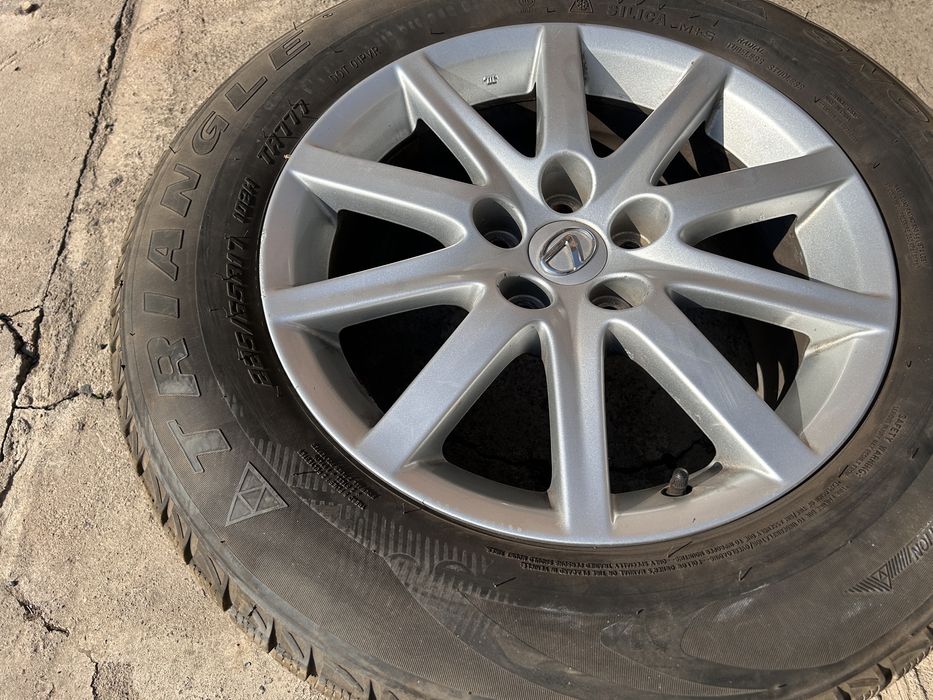 Продаю комплект зимних колес