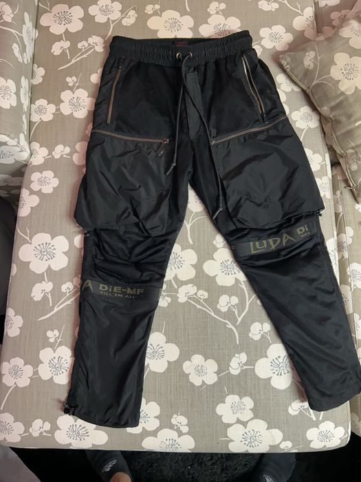 Luda панталон.