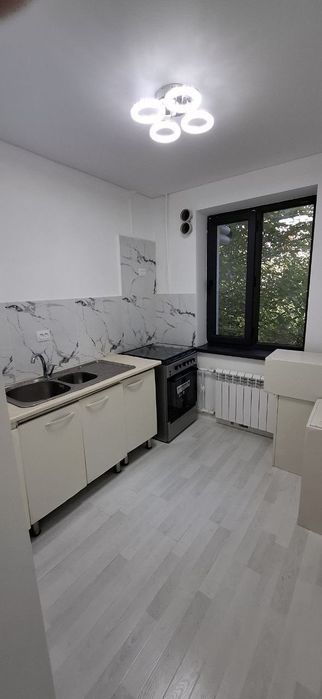 Массив Феруза ориентир Эко базар, ТЦ"АТЛАС 2/2/4 кирпич, балкон 2х6