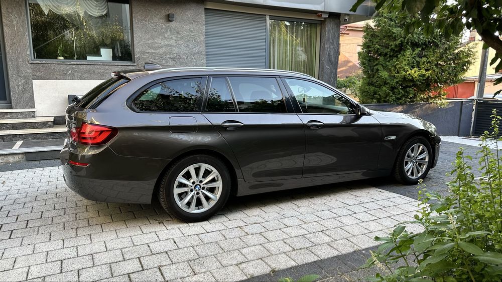 BMW 525d Touring LCI 218 CP/X Drive/Full Option/Head-Up/Panoramic