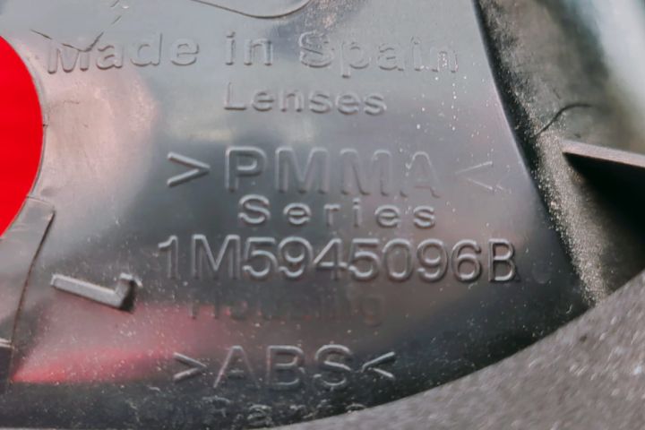 Stop  tripla dreapta  1M5945096B Seat Toledo a 2-a generatie