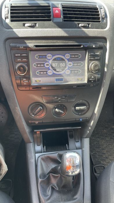 Vand sau schimb Skoda octavia 2 NU NEGOCIEZ