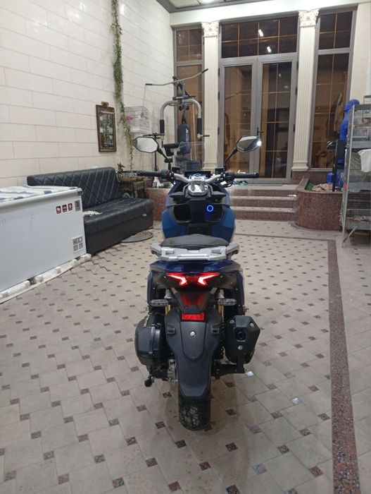 Мото сотилади срочна яхщи нархга бервораман