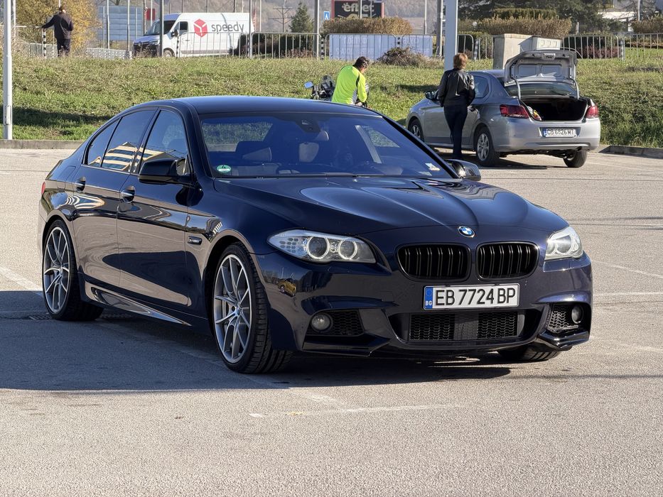 BMW F10 530D Задно. Задно завиване.