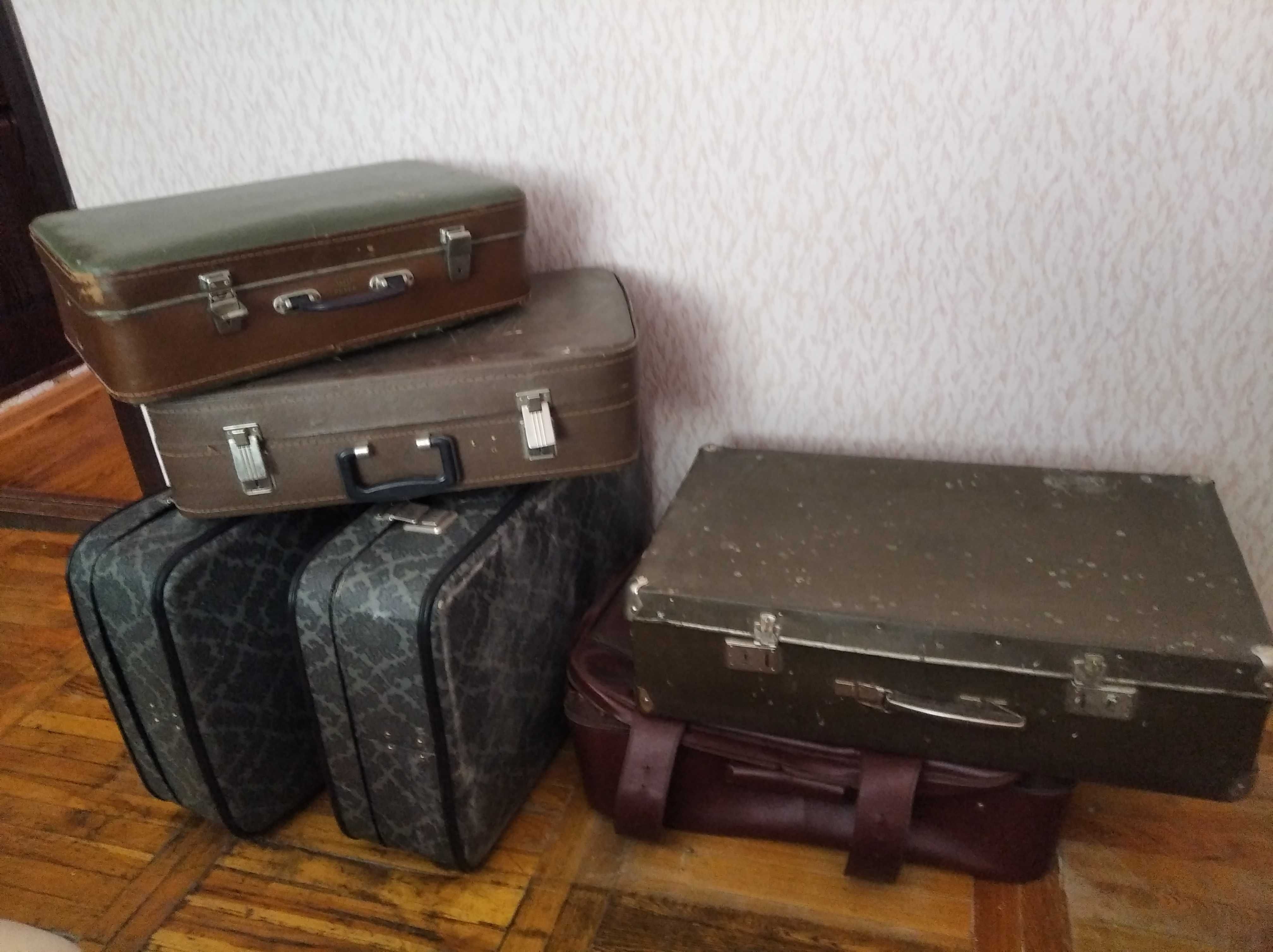 Чемоданы советские