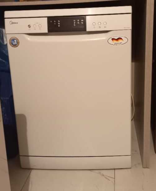 Продается посудомоечная машина