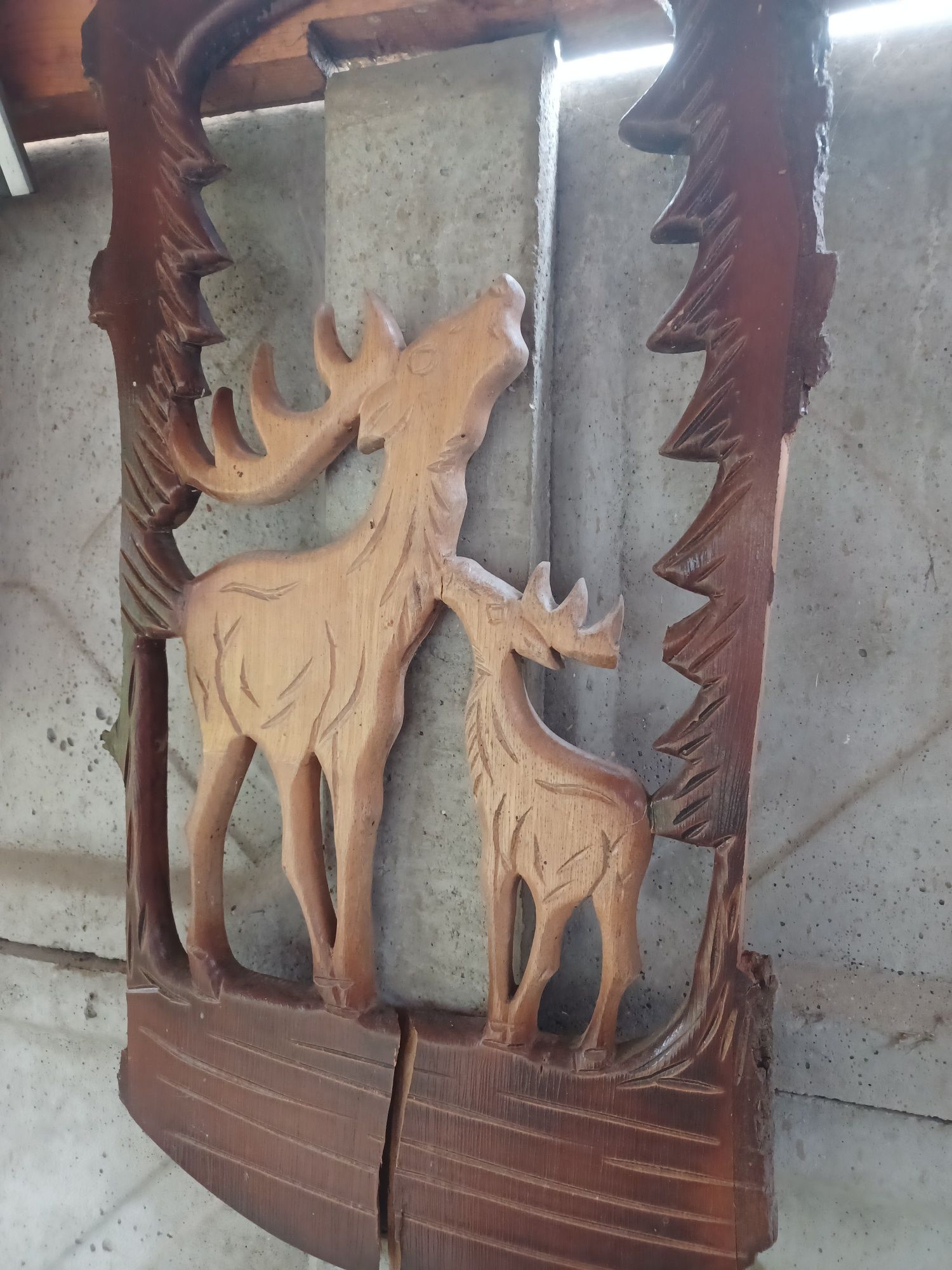 Decoratiuni  lemn sculptat