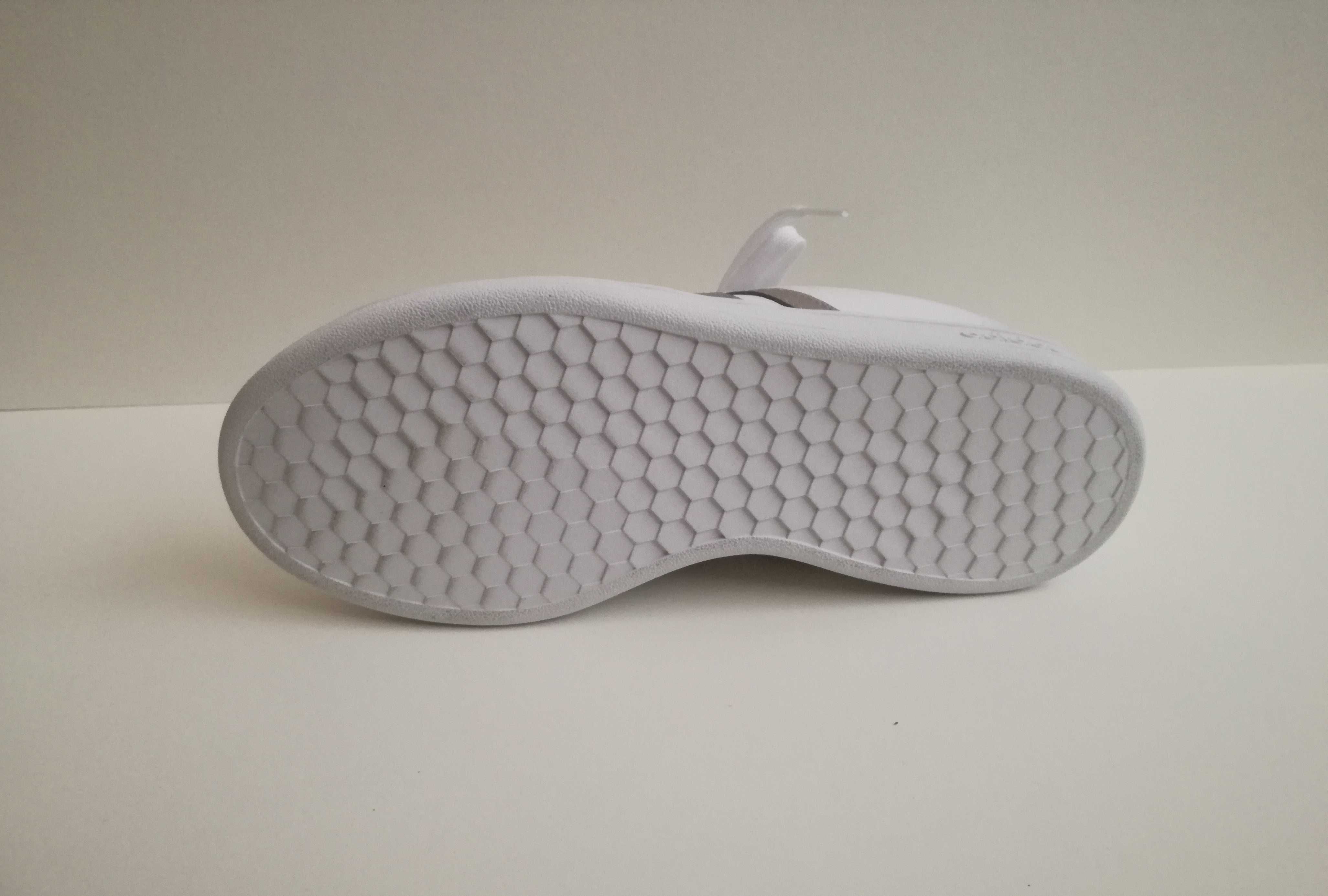 Маратонки Adidas Grand Court White F36485 - размер 38