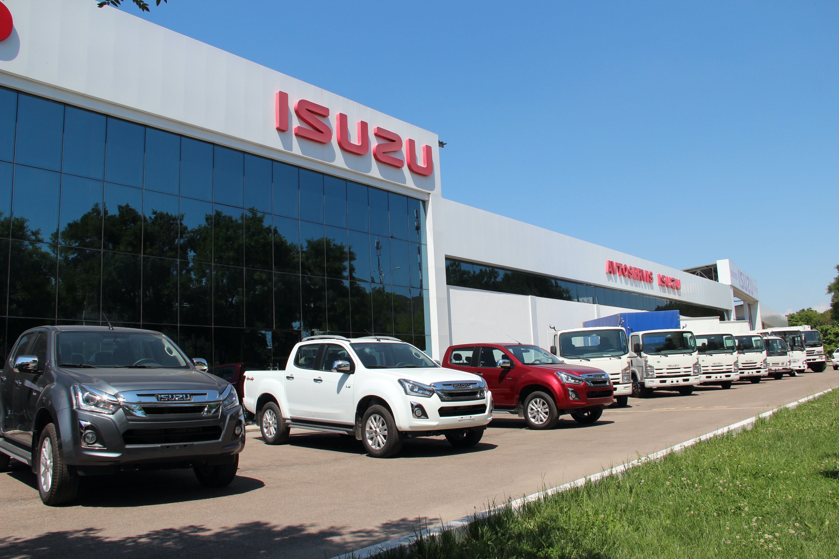 Междугородный автобус Isuzu HD50