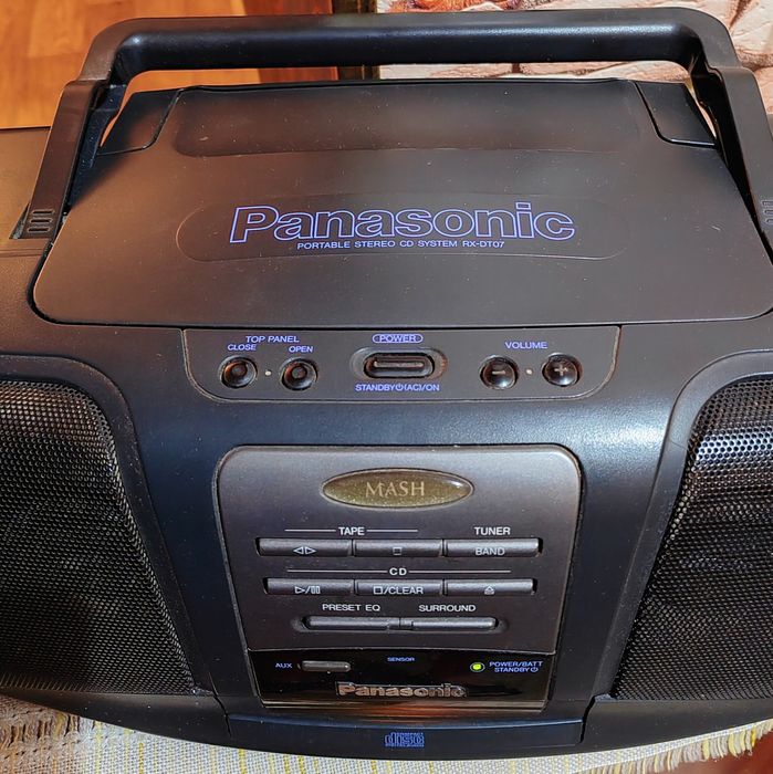Магнитофон Panasonic