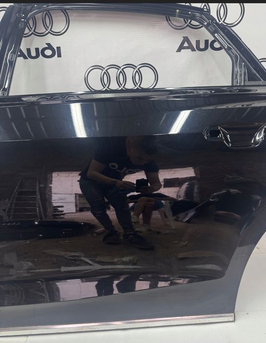 AUDI A8 D5 4N0  Задна лява  ВРАТА AUDI OE