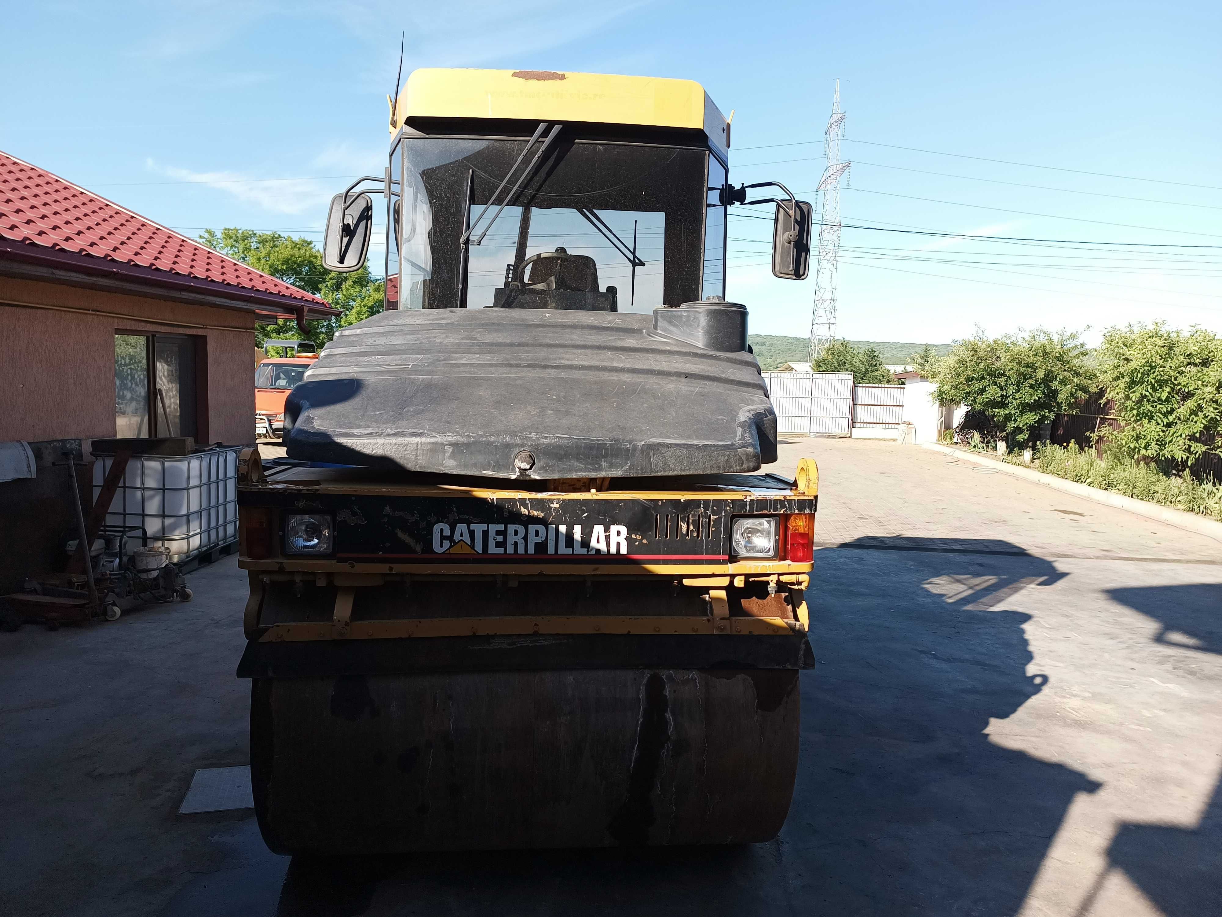 Cilindru compactor Cat CB544