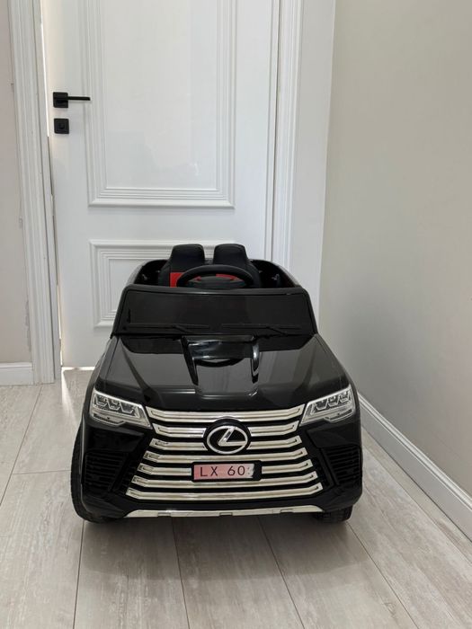 Машина детская Lexus