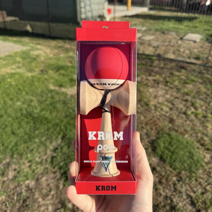 Kendama Krom Pop Rubber Diverse Culori - TRIMIT IN TARA
