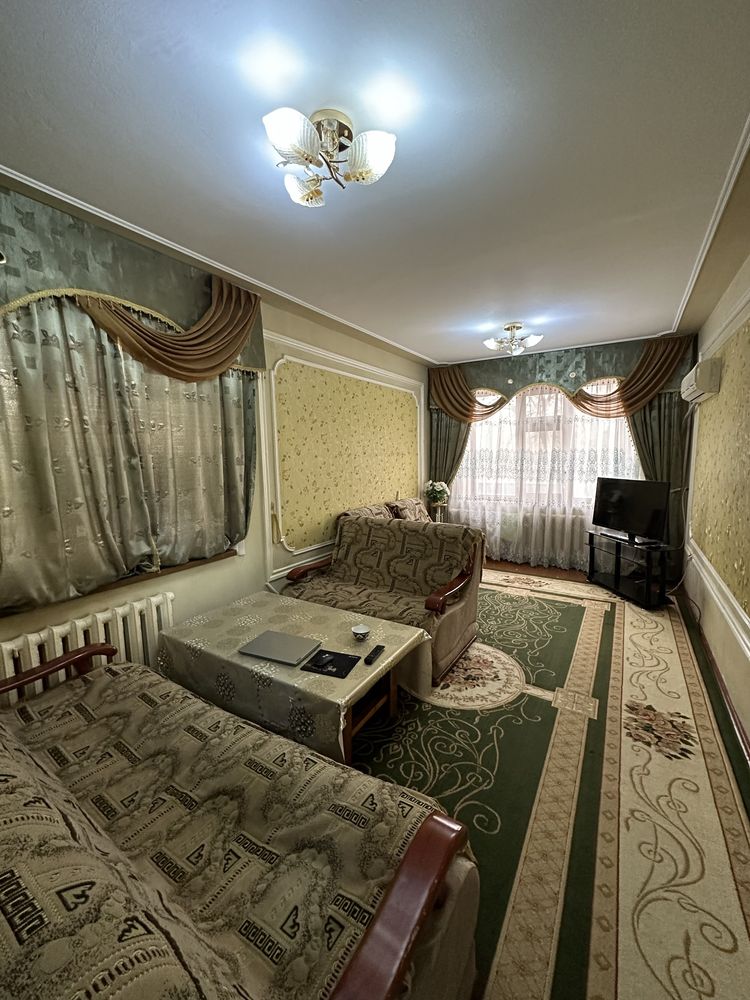 Центр Квартира 5 ком продам