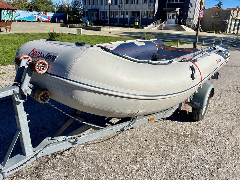 Лодка Honda Honwave T40 - 3.95м
